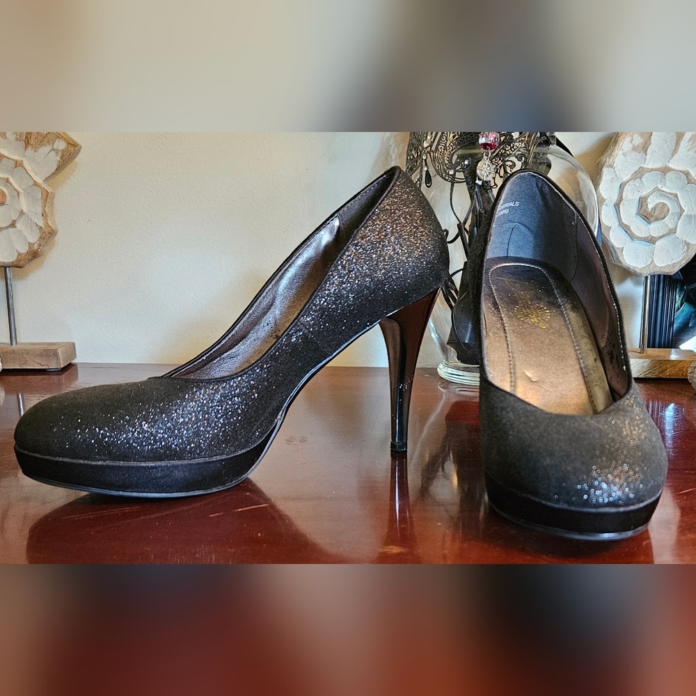 Womens Black Sparkly Heels Sz9